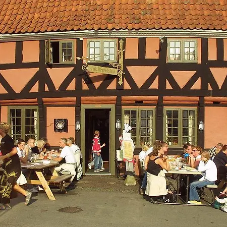 Foldenhus Ferieboliger Og شقة بوجنسي